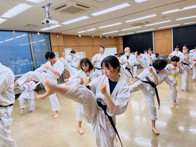 札幌の空手教室　空手道住吉塾　手稲教室の稽古写真