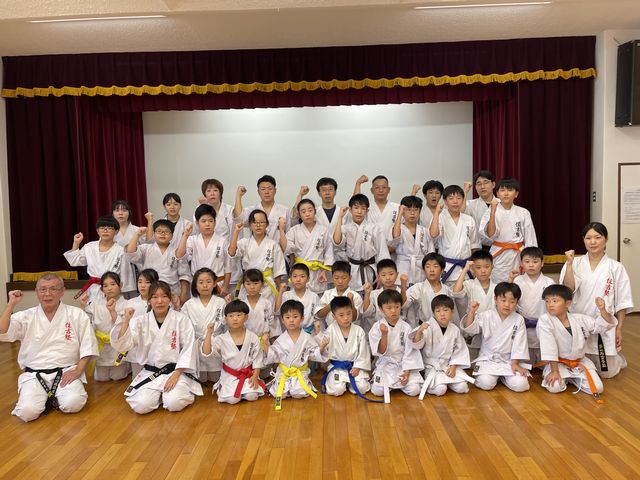 札幌の空手教室　空手道住吉塾　宮の沢教室の集合写真
