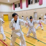 大人の空手教室　空手道住吉塾