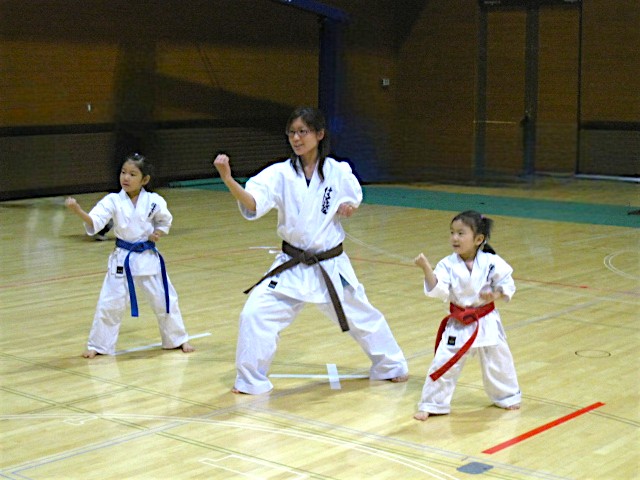 札幌の空手教室　空手道住吉塾の親子空手