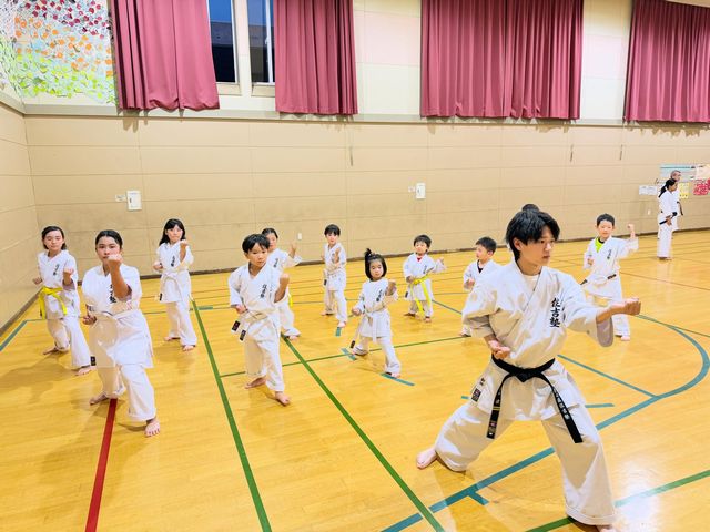 札幌市西区空手　西町教室　空手道住吉塾