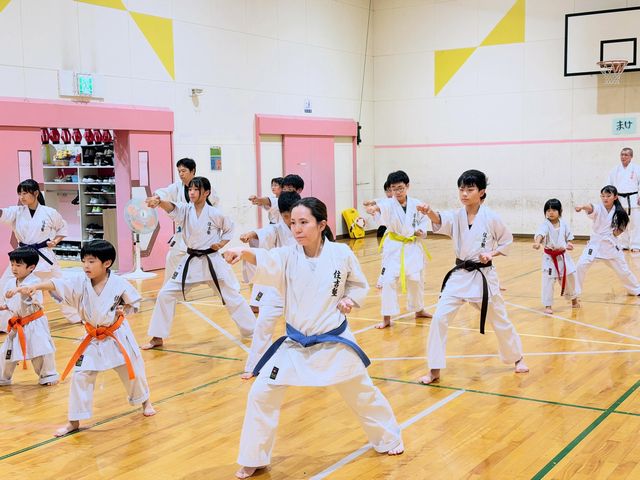 【新発寒教室】楽しく一緒に学ぶ親子空手　空手道住吉塾